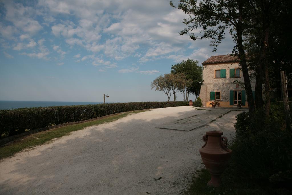 Villa Ristorante Country House Isolabelgatto Fano Exterior foto