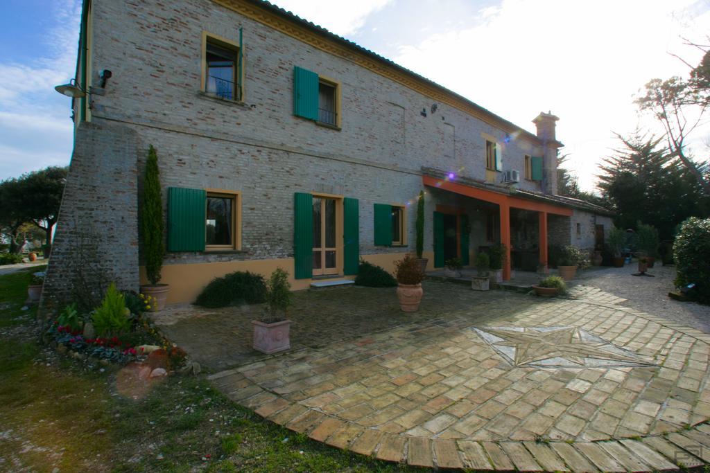 Villa Ristorante Country House Isolabelgatto Fano Zimmer foto