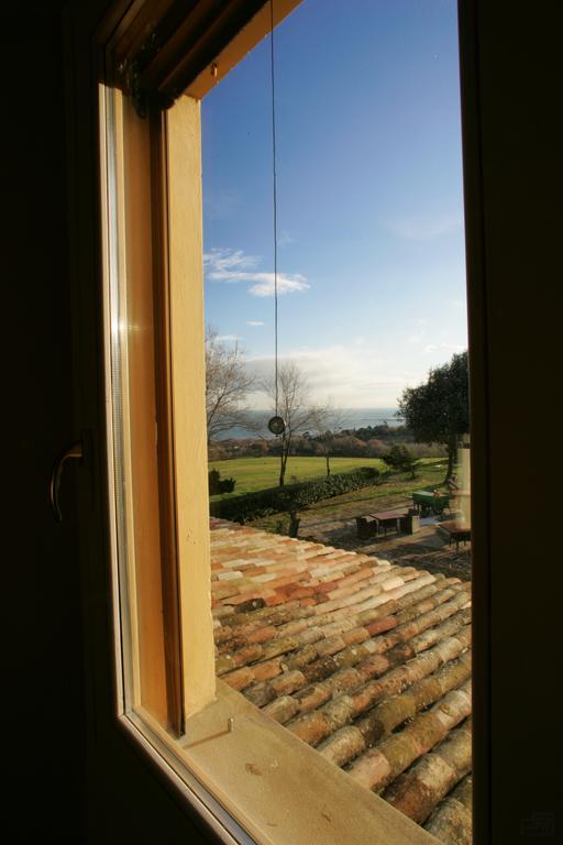 Villa Ristorante Country House Isolabelgatto Fano Zimmer foto